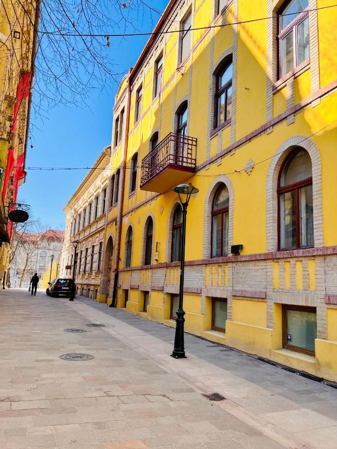 Apartment Friends Central Oradea Εξωτερικό φωτογραφία