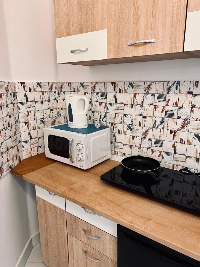 Apartment Friends Central Oradea Εξωτερικό φωτογραφία